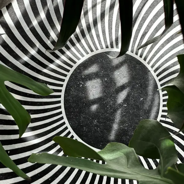 Veskor Cassiopeia Linoldruck Psychedelic Sun Schwarz Naturweiss 3