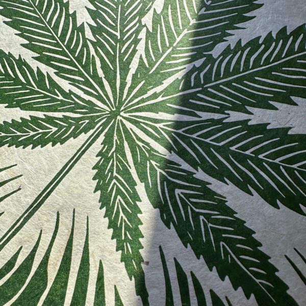 Cannabisblatt Linoldruck 40 x 40 cm Grn auf WeiNatur