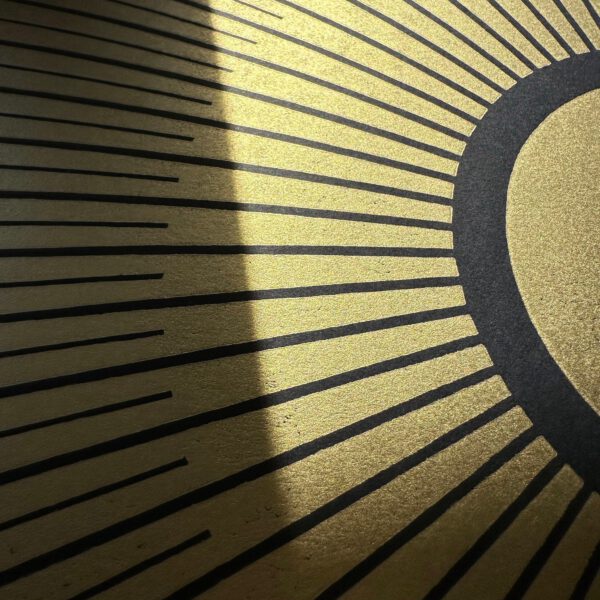 Central Sun Linoldruck 50 x 50 cm Gold auf Schwarz