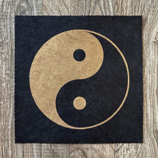 Yin Yang Linoldruck 22 x 22 cm Gold auf Schwarz 8