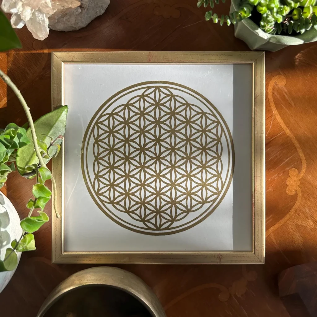 Gerahmte Blume des Lebens II Gold Weiss Heilige Geometrie Linoldruck Veskor Cassiopeia 15
