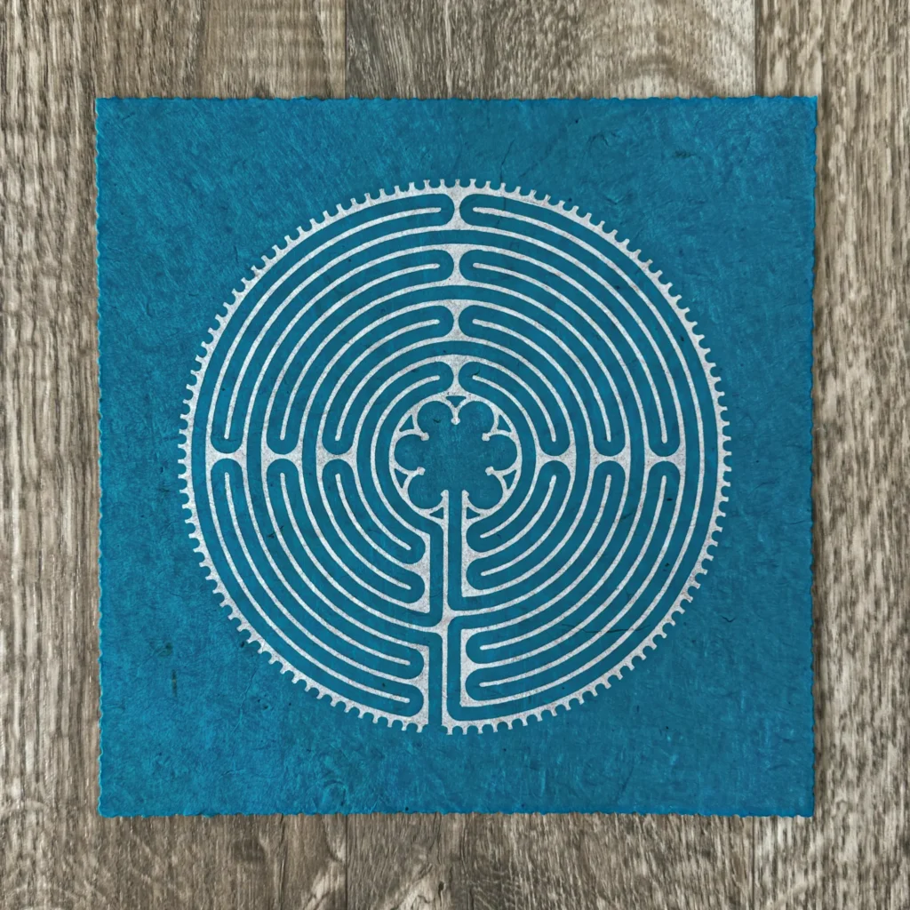 Veskor Cassiopeia Linoldruck Labyrinth von Chartres 22 x 22 cm Silber auf Cyan 4